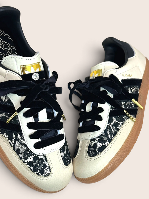 BLACKVELVET I Adidas